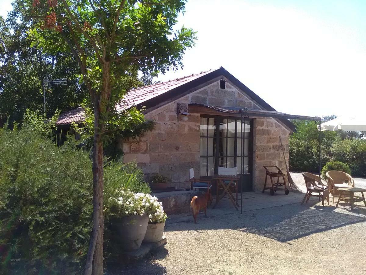 Casetta Vacanza In Campagna Aradeo Exterior photo